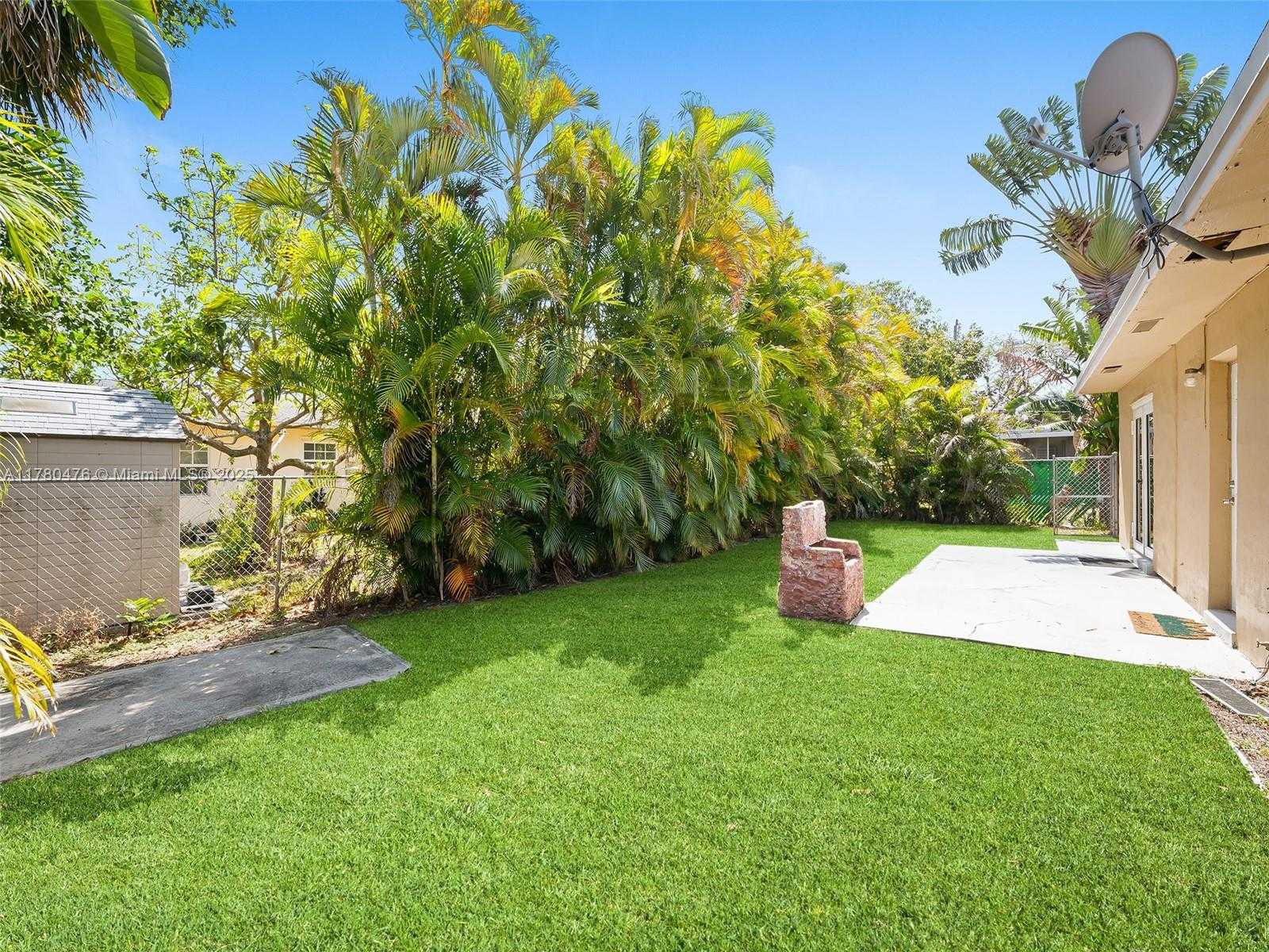 Small Image of 1644 NORTH EAST 30TH ST, Pompano Beach Number 12