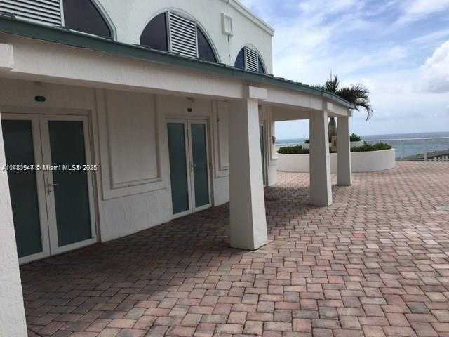 Small Image of 16485 COLLINS AVE, Sunny Isles Beach Number 2