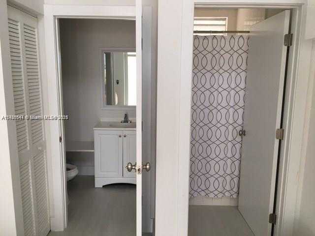 Small Image of 16485 COLLINS AVE, Sunny Isles Beach Number 3