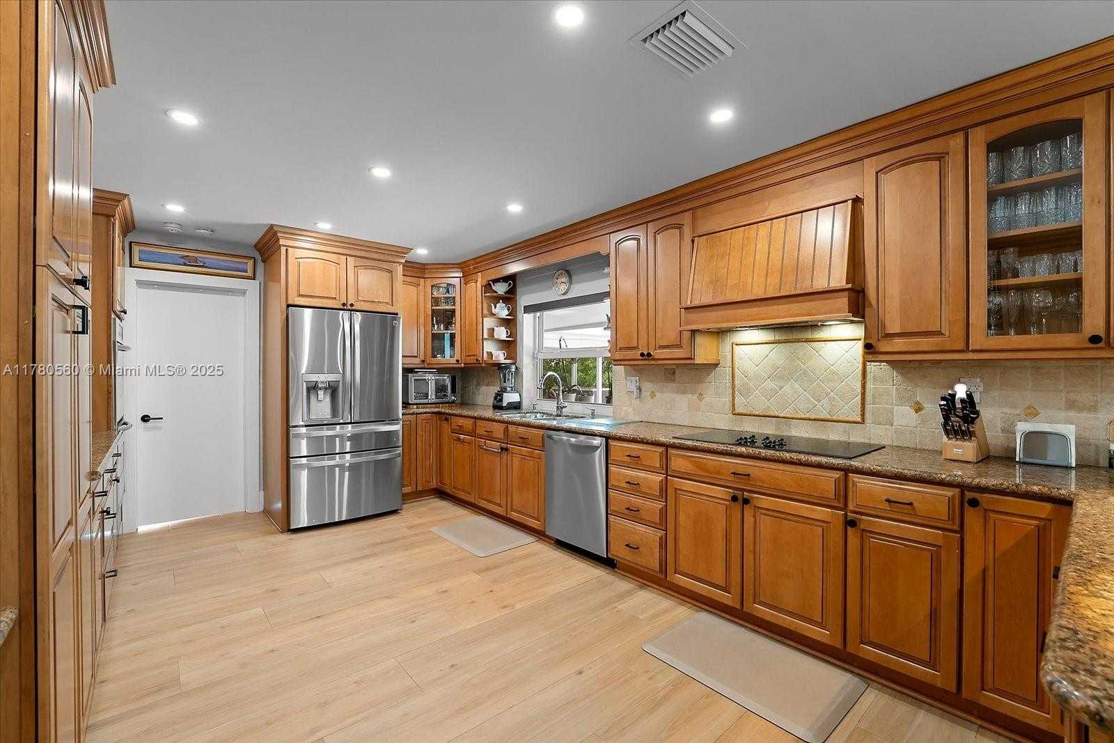 Small Image of 7841 SOUTH WEST 141ST ST, Palmetto Bay Number 13