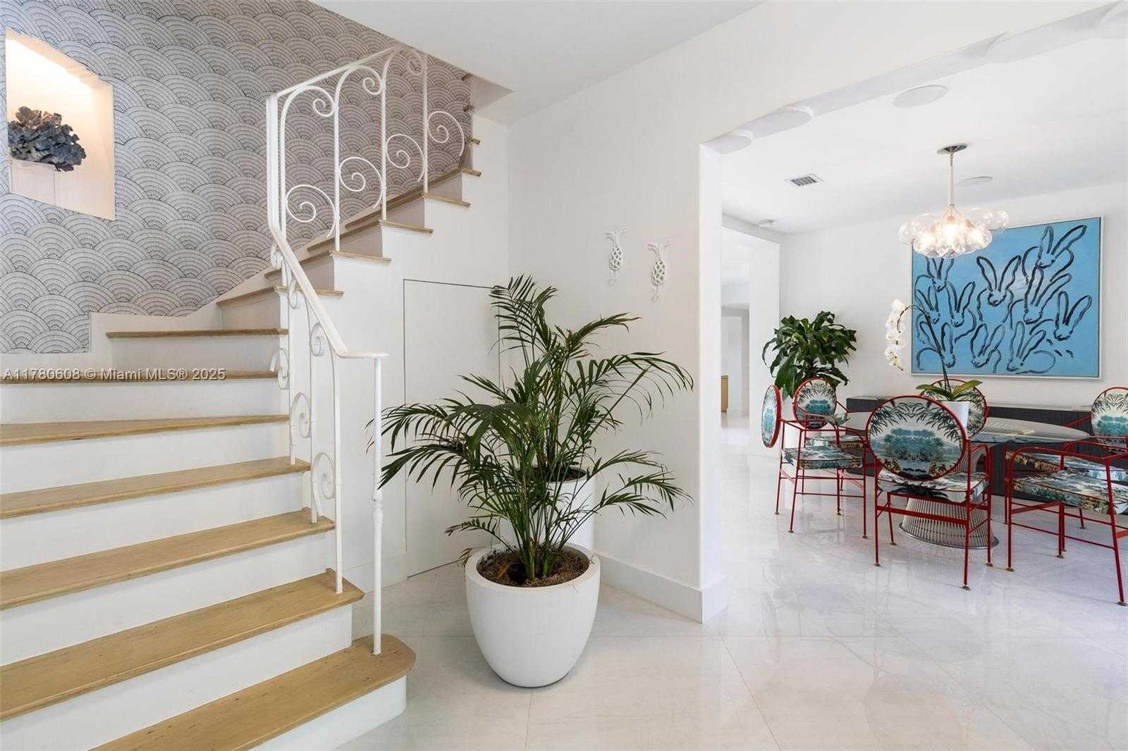 Small Image of 2550 FLAMINGO DR, Miami Beach Number 10