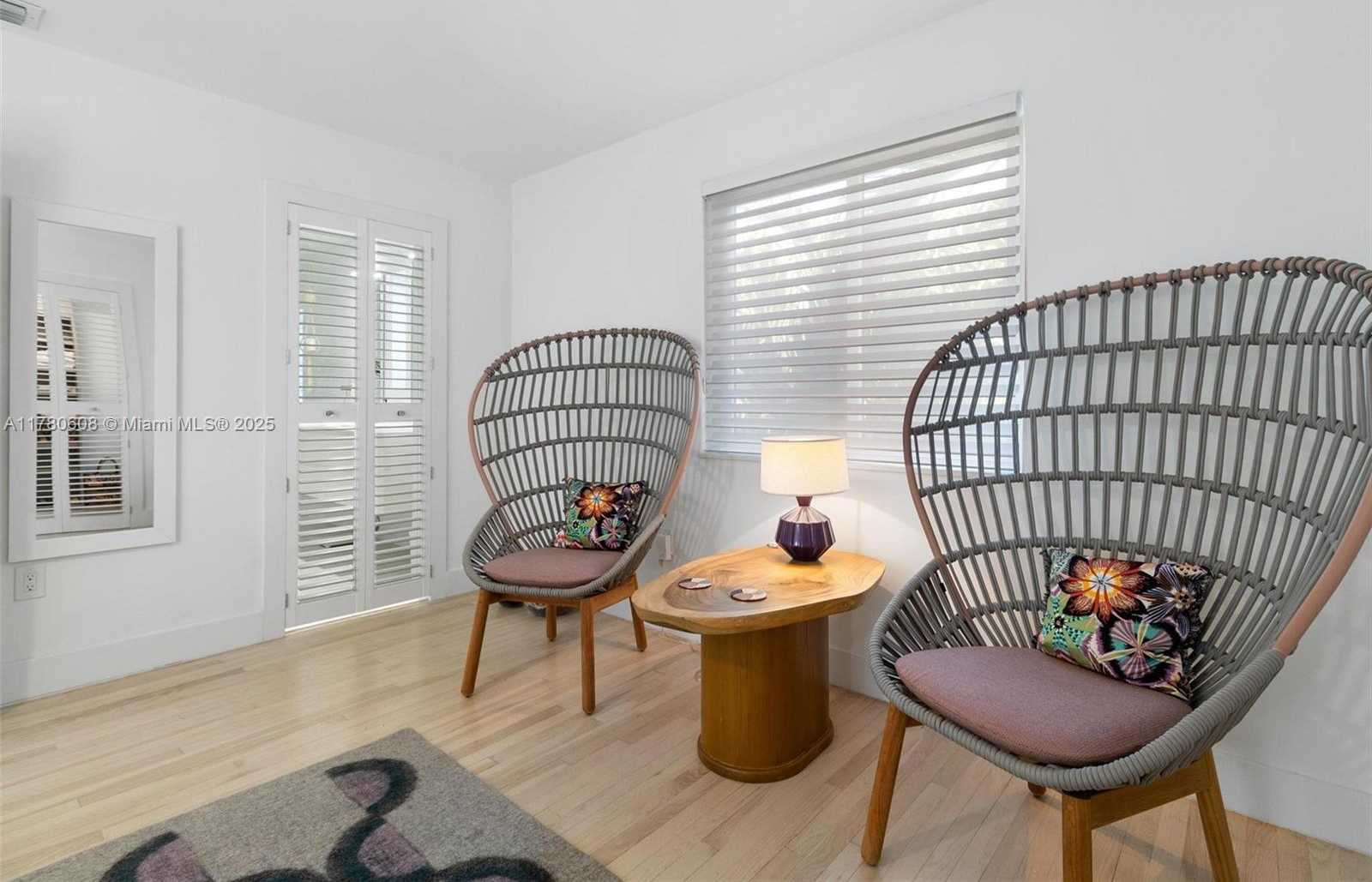 Small Image of 2550 FLAMINGO DR, Miami Beach Number 32
