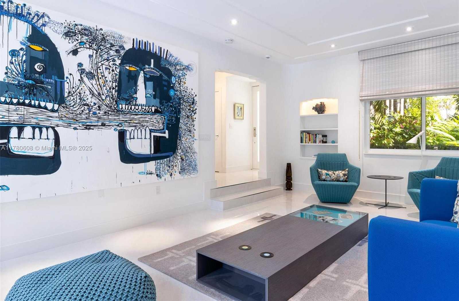 Small Image of 2550 FLAMINGO DR, Miami Beach Number 5