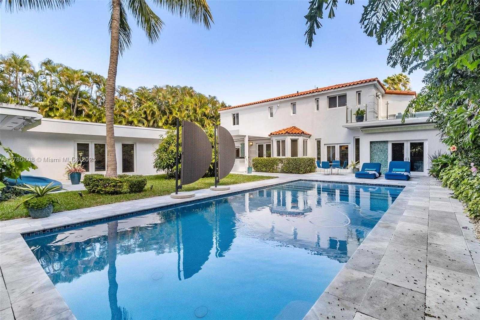 Small Image of 2550 FLAMINGO DR, Miami Beach Number 50