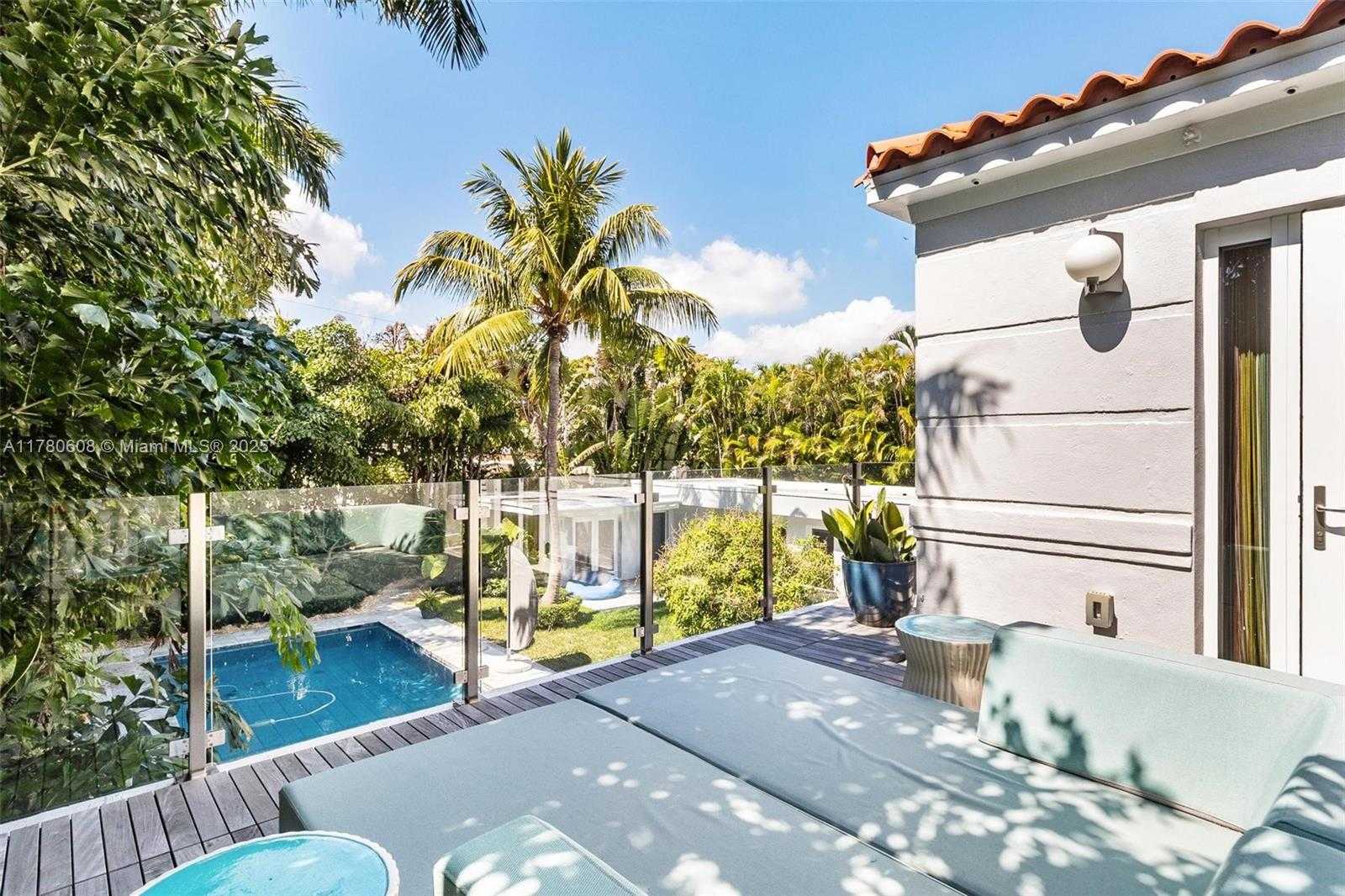 Small Image of 2550 FLAMINGO DR, Miami Beach Number 55
