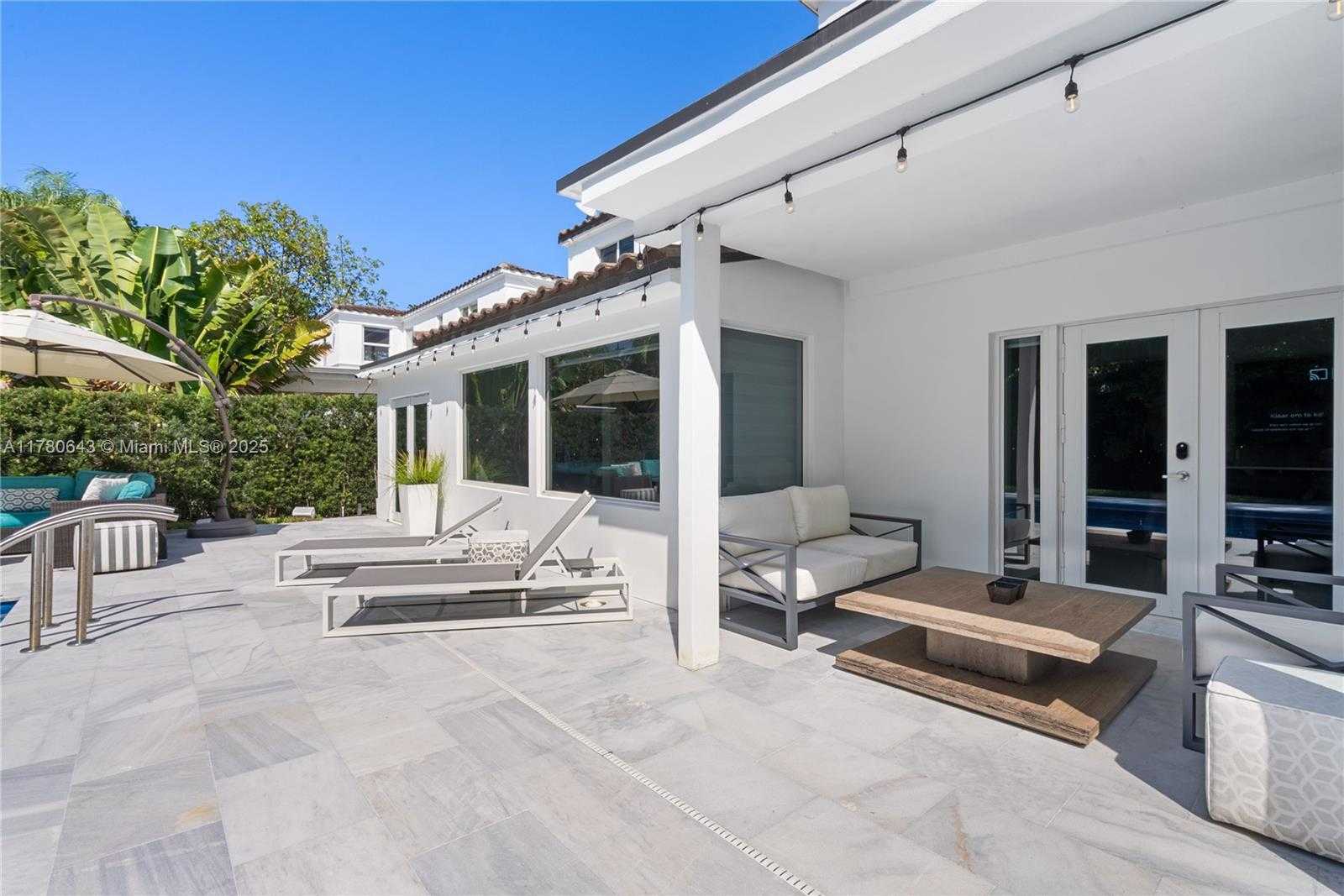 Small Image of 5120 ALTON ROAD, Miami Beach Number 12