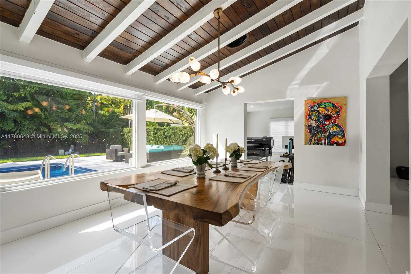 Small Image of 5120 ALTON ROAD, Miami Beach Number 21