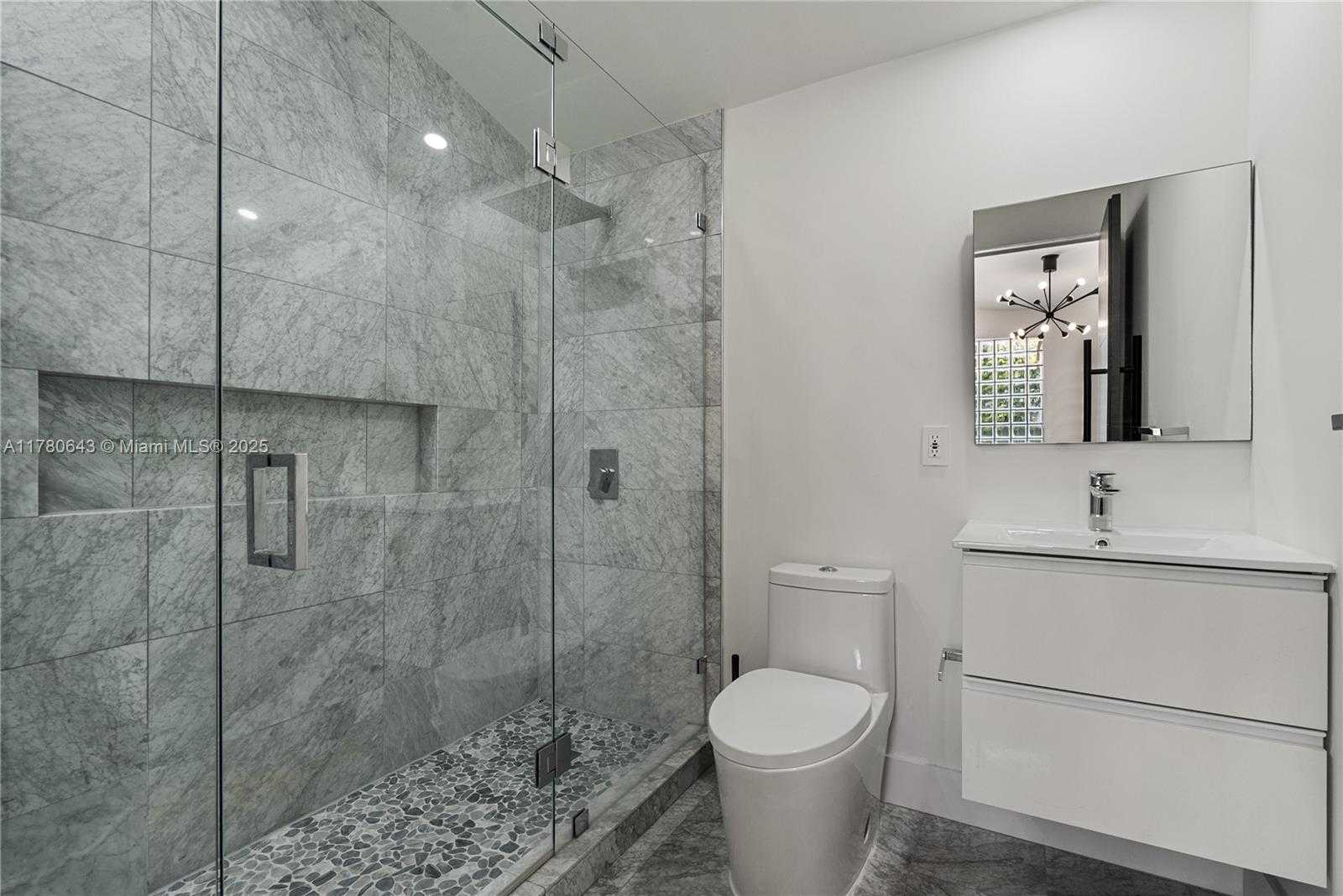 Small Image of 5120 ALTON ROAD, Miami Beach Number 31