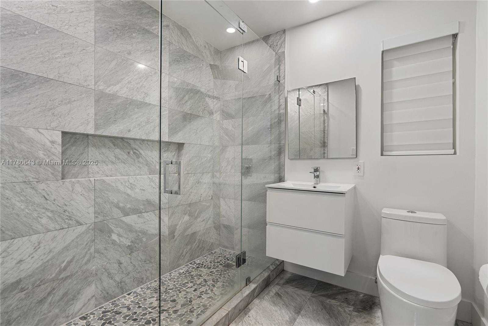 Small Image of 5120 ALTON ROAD, Miami Beach Number 34