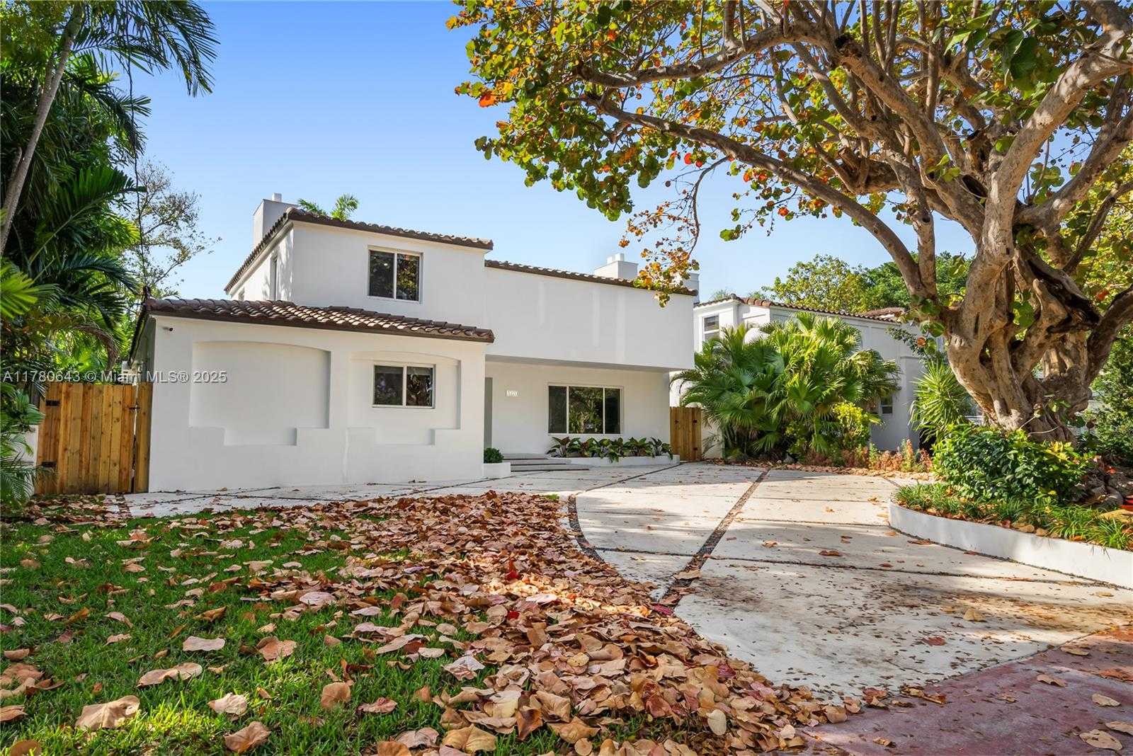 Small Image of 5120 ALTON ROAD, Miami Beach Number 39