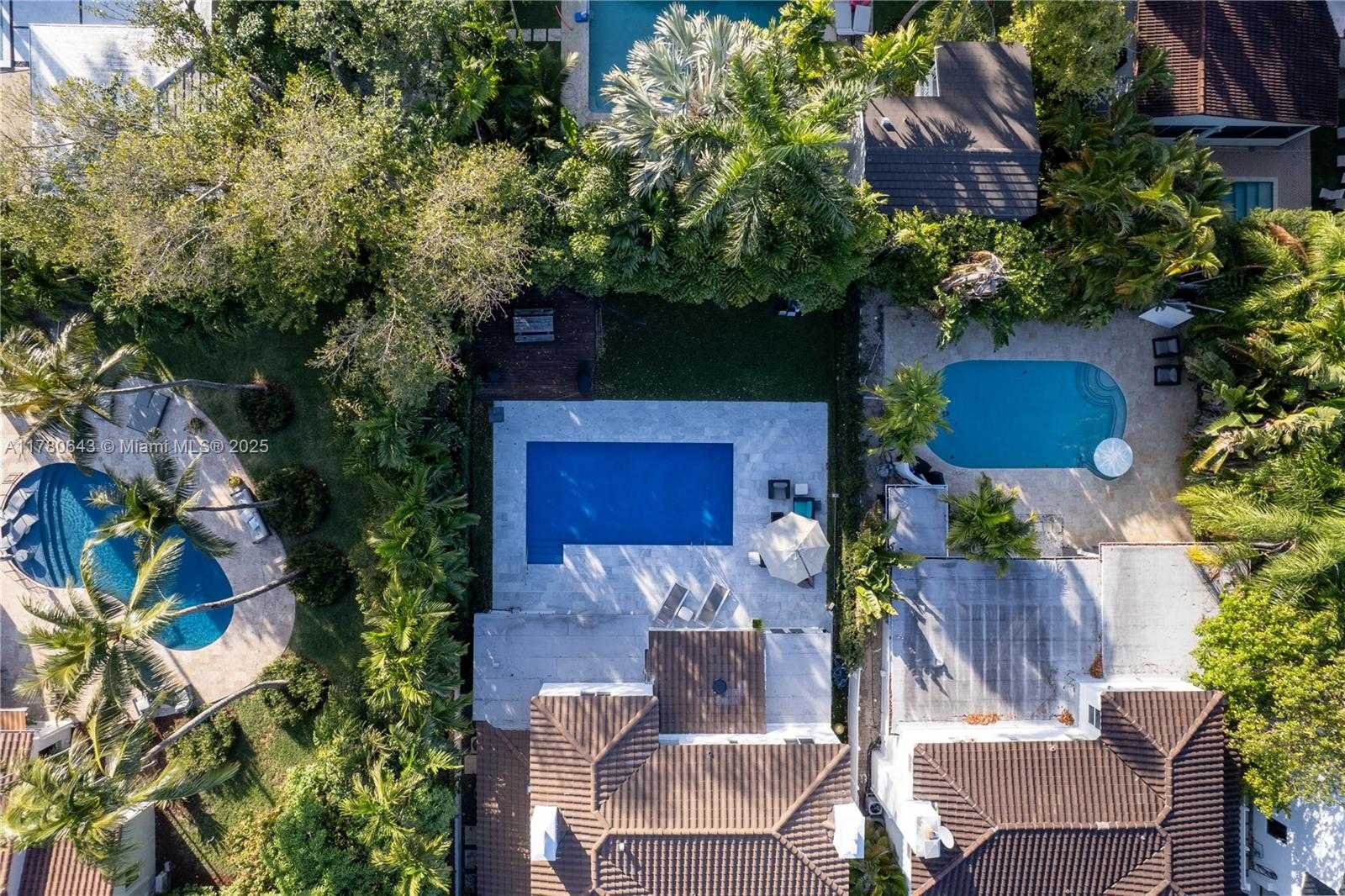 Small Image of 5120 ALTON ROAD, Miami Beach Number 41