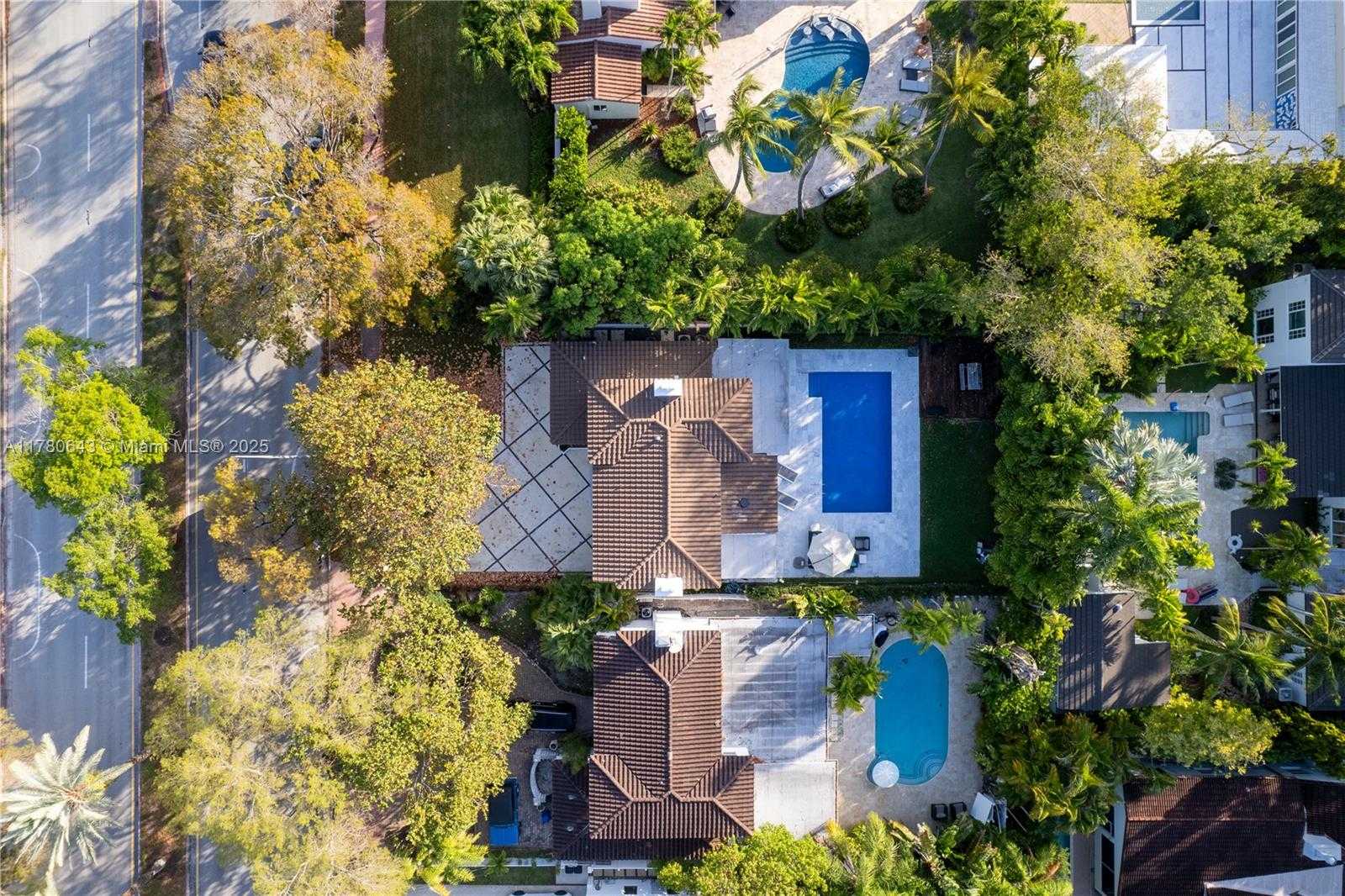 Small Image of 5120 ALTON ROAD, Miami Beach Number 42