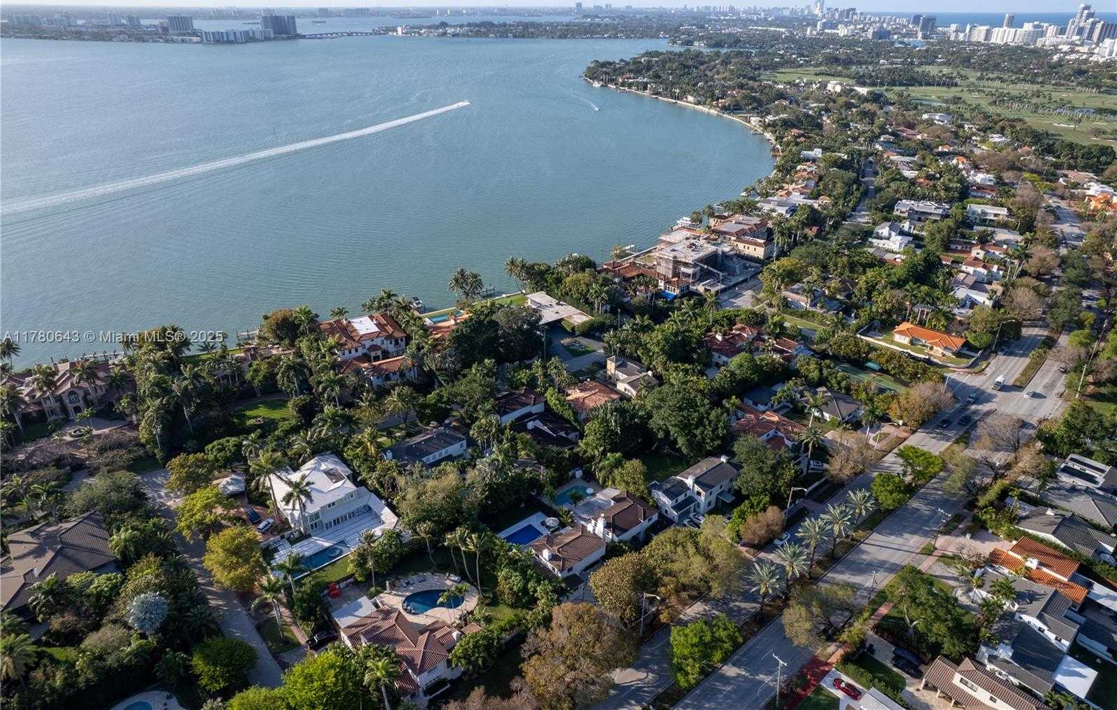 Small Image of 5120 ALTON ROAD, Miami Beach Number 44