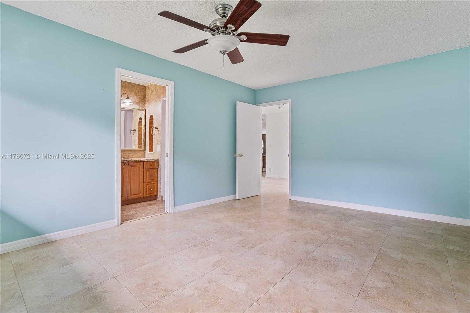 Small Image of 971 NORTH WEST 89TH AVE, Plantation Number 17