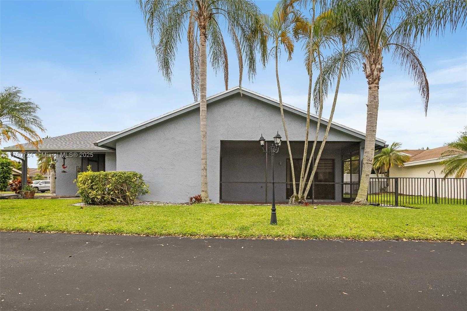 Small Image of 971 NORTH WEST 89TH AVE, Plantation Number 3