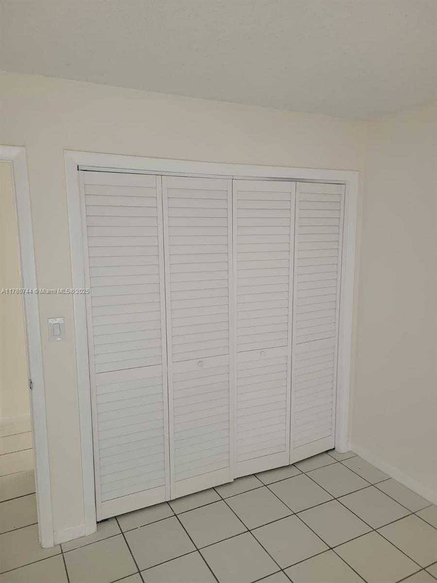 Small Image of 16255 SOUTH WEST 303RD ST, Homestead Number 16