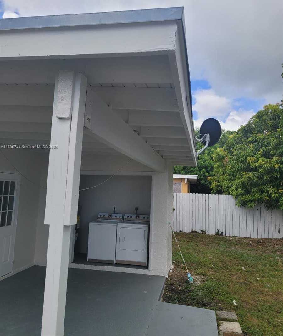 Small Image of 16255 SOUTH WEST 303RD ST, Homestead Number 29