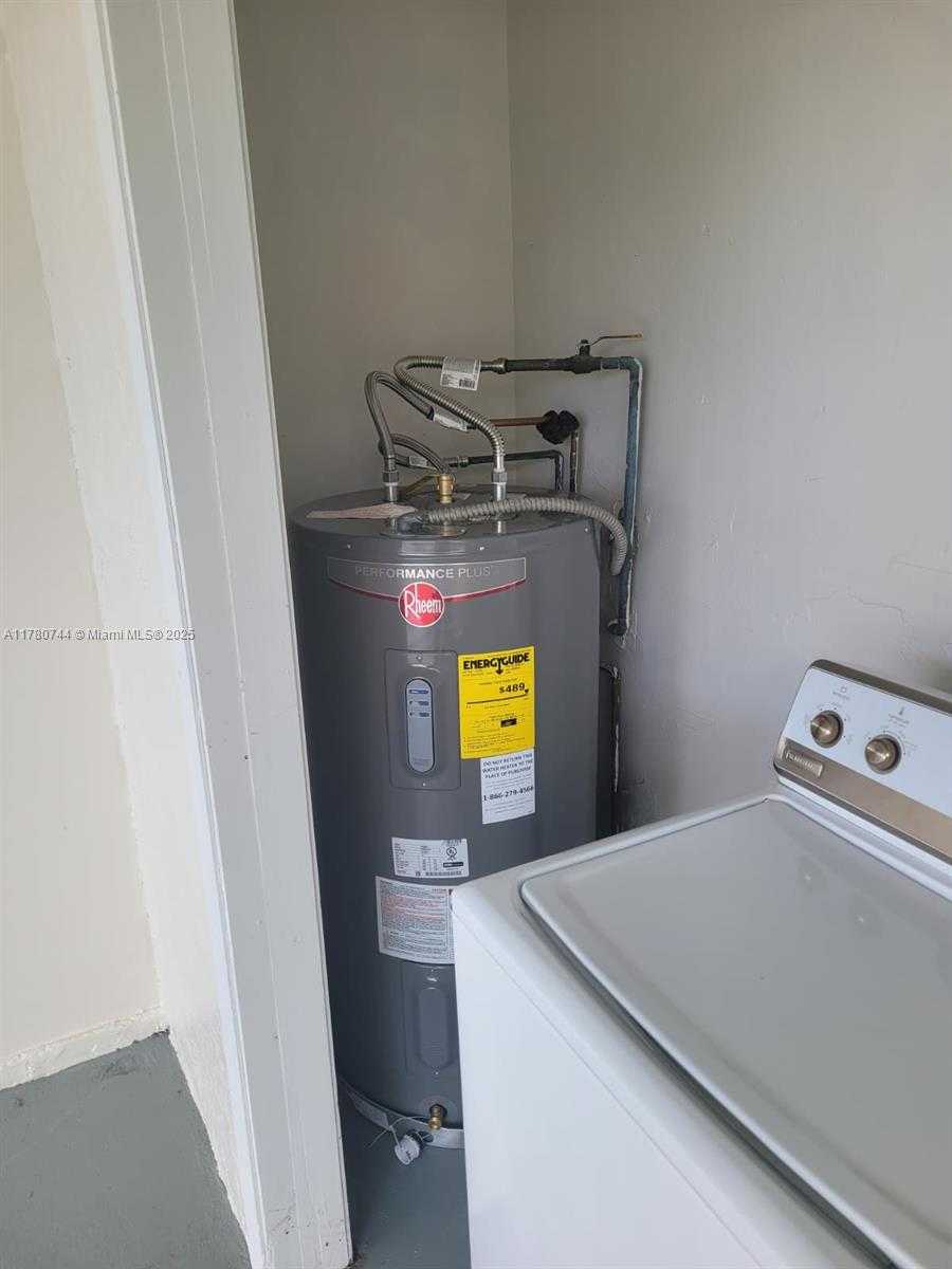 Small Image of 16255 SOUTH WEST 303RD ST, Homestead Number 31