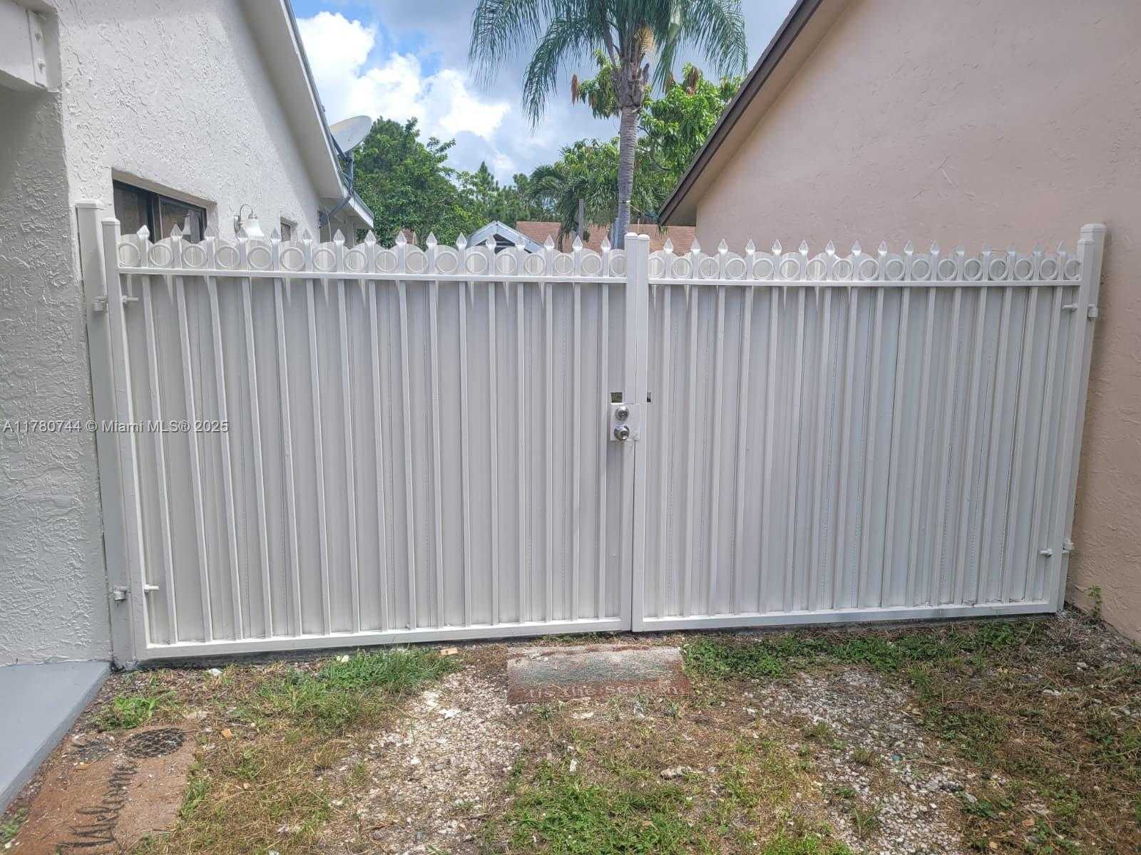 Small Image of 16255 SOUTH WEST 303RD ST, Homestead Number 35