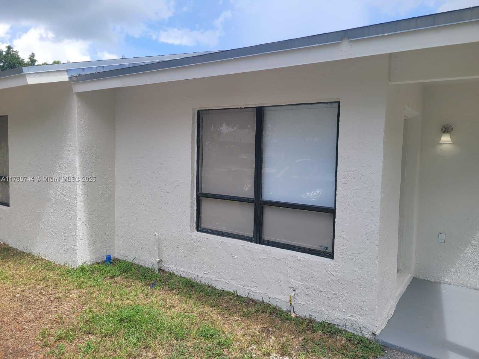 Small Image of 16255 SOUTH WEST 303RD ST, Homestead Number 36