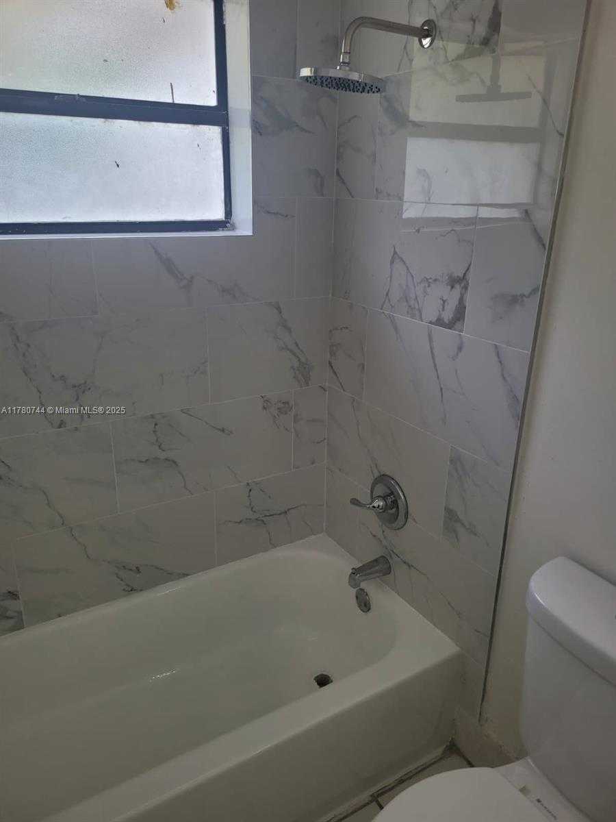 Small Image of 16255 SOUTH WEST 303RD ST, Homestead Number 5