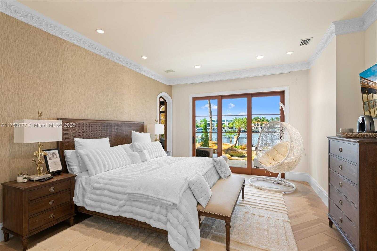 Small Image of 2509 AQUA VISTA BLVD, Fort Lauderdale Number 27