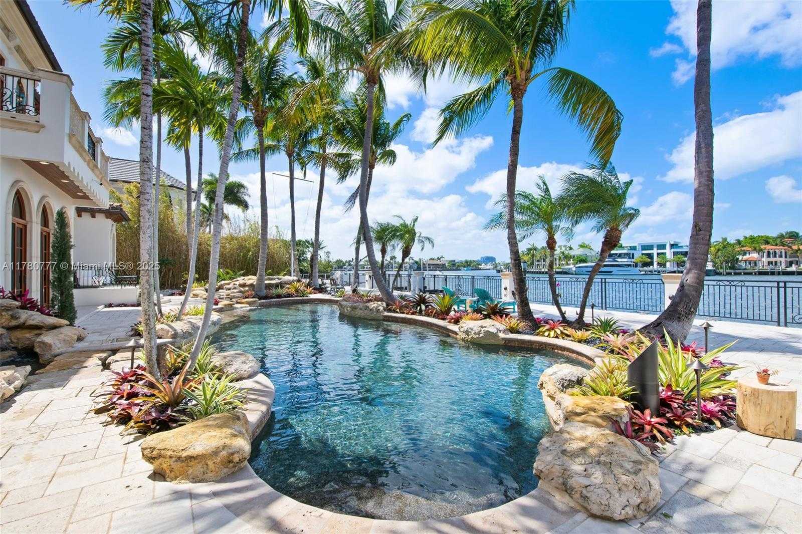 Small Image of 2509 AQUA VISTA BLVD, Fort Lauderdale Number 29