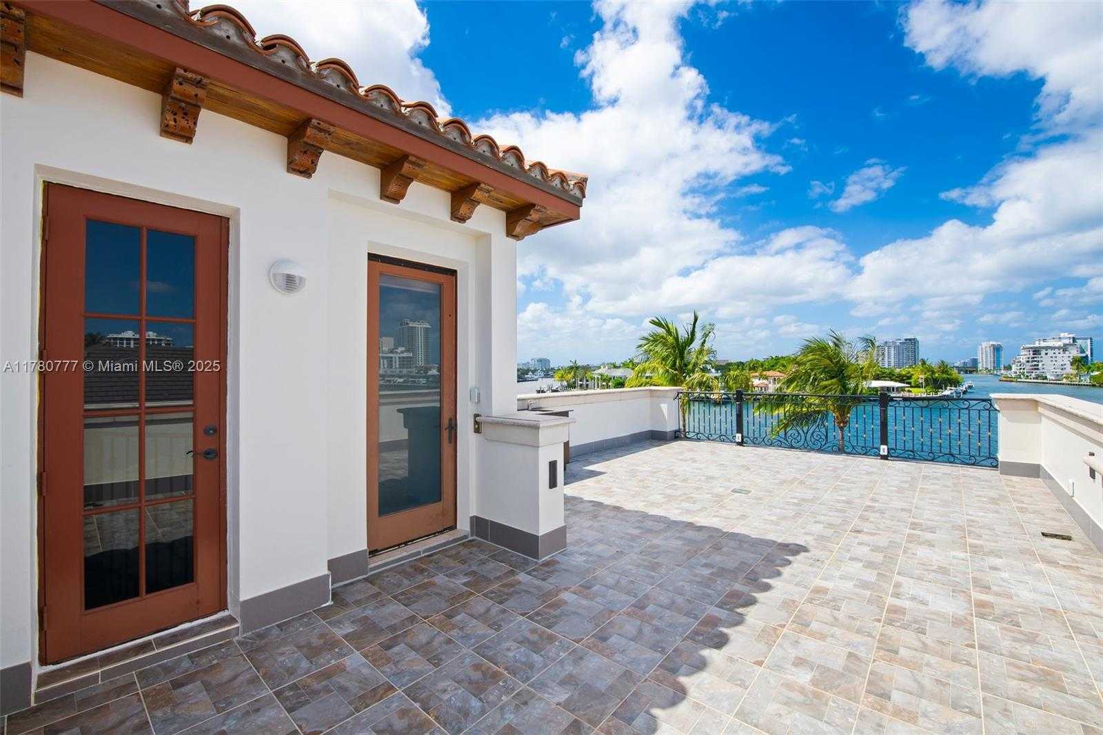 Small Image of 2509 AQUA VISTA BLVD, Fort Lauderdale Number 58