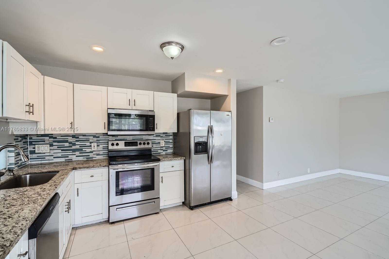 Small Image of 4401 NORTH WEST 6TH CT, Coconut Creek Number 10