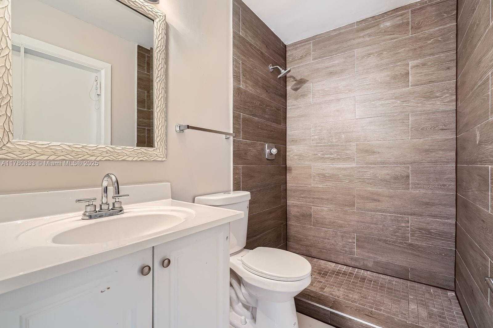 Small Image of 4401 NORTH WEST 6TH CT, Coconut Creek Number 15