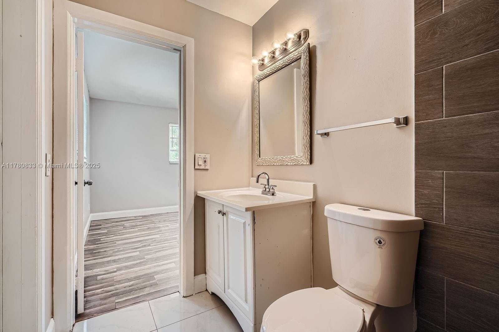 Small Image of 4401 NORTH WEST 6TH CT, Coconut Creek Number 16