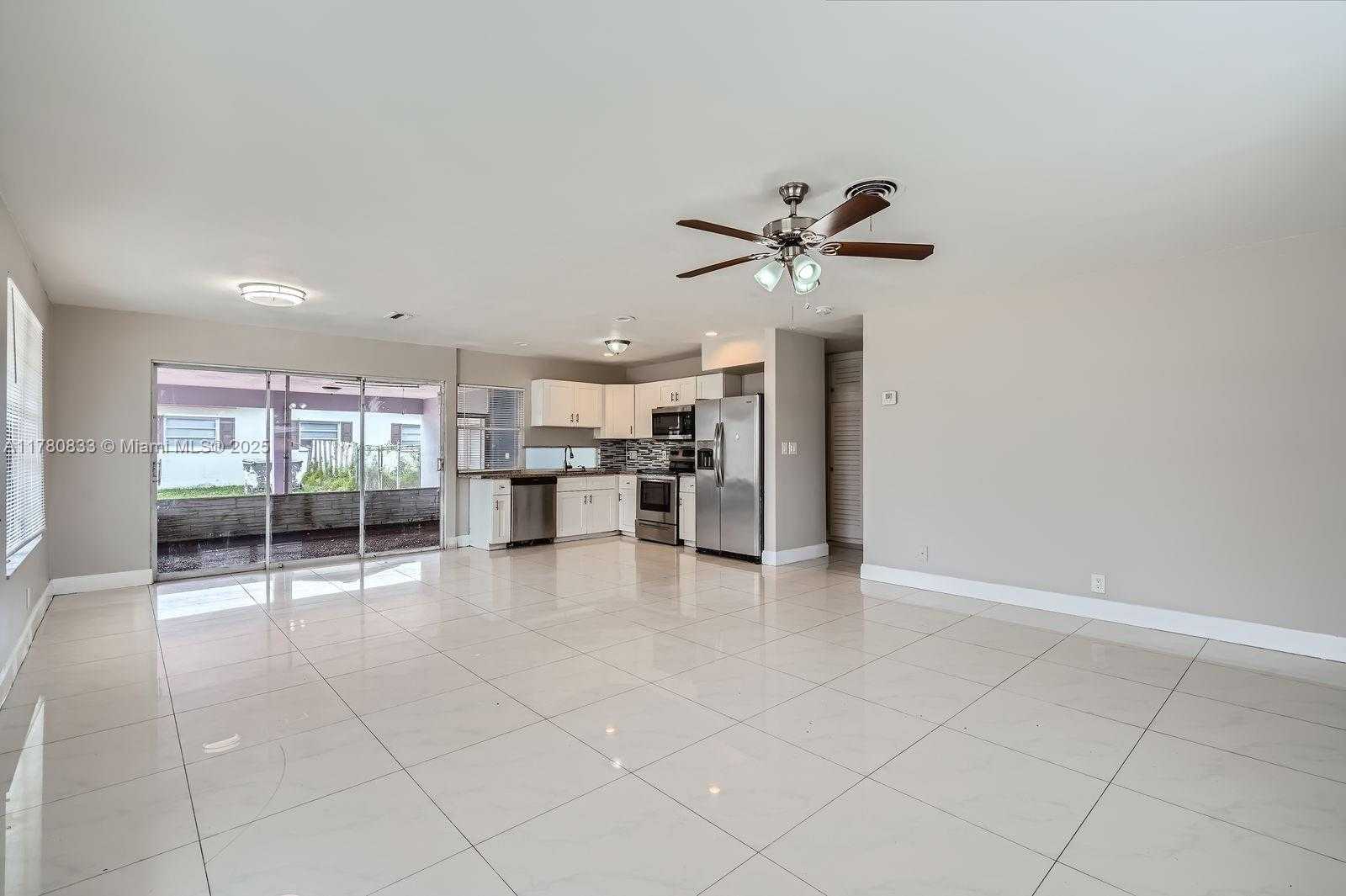 Small Image of 4401 NORTH WEST 6TH CT, Coconut Creek Number 8