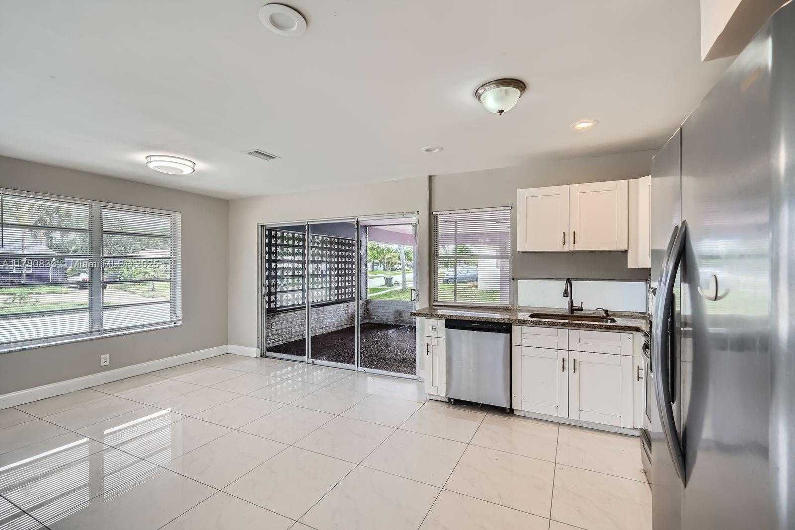 Small Image of 4401 NORTH WEST 6TH CT, Coconut Creek Number 9