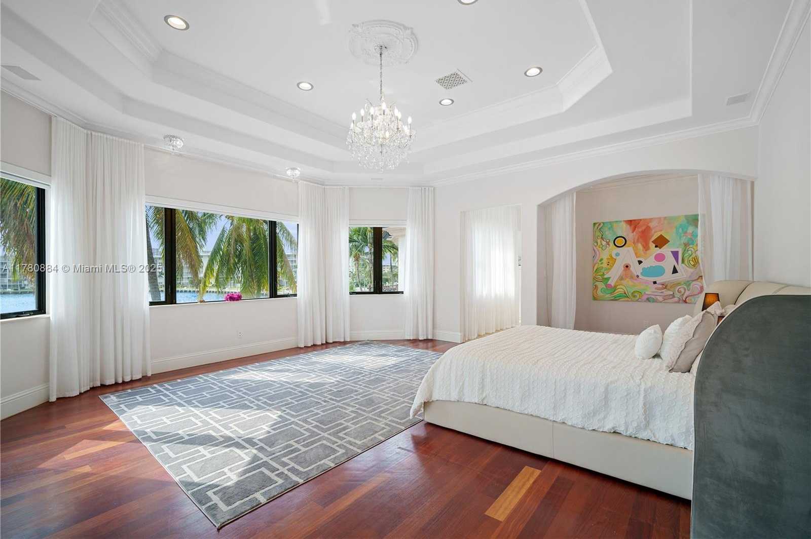 Small Image of 3300 NORTH EAST 171ST ST, North Miami Beach Number 18