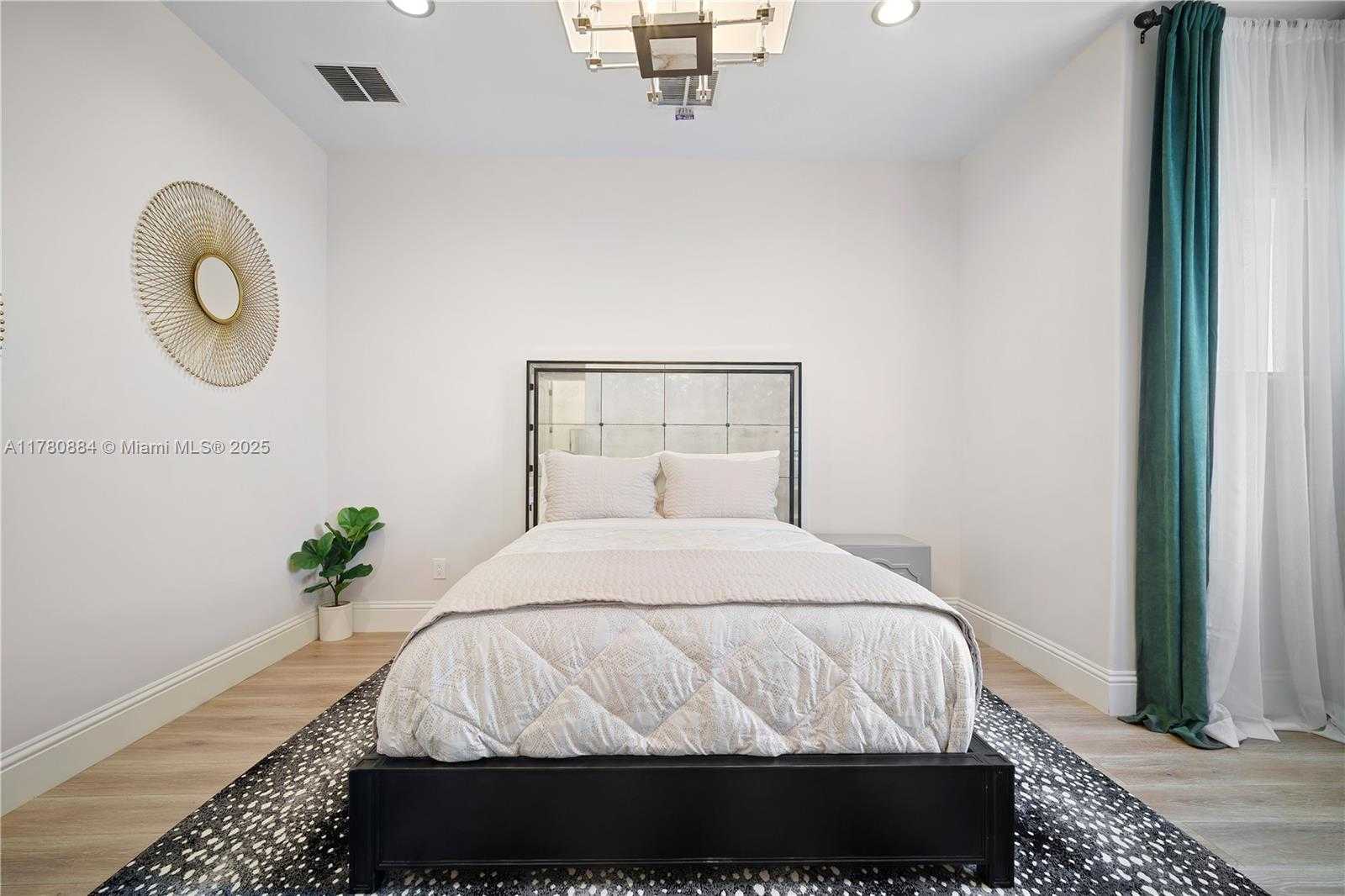 Small Image of 3300 NORTH EAST 171ST ST, North Miami Beach Number 26