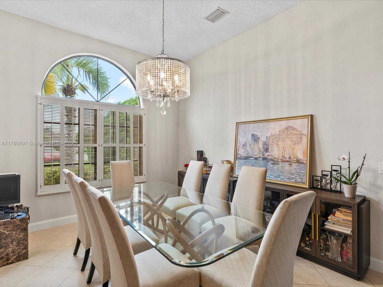 Small Image of 16621 ROYAL POINCIANA CT, Weston Number 35