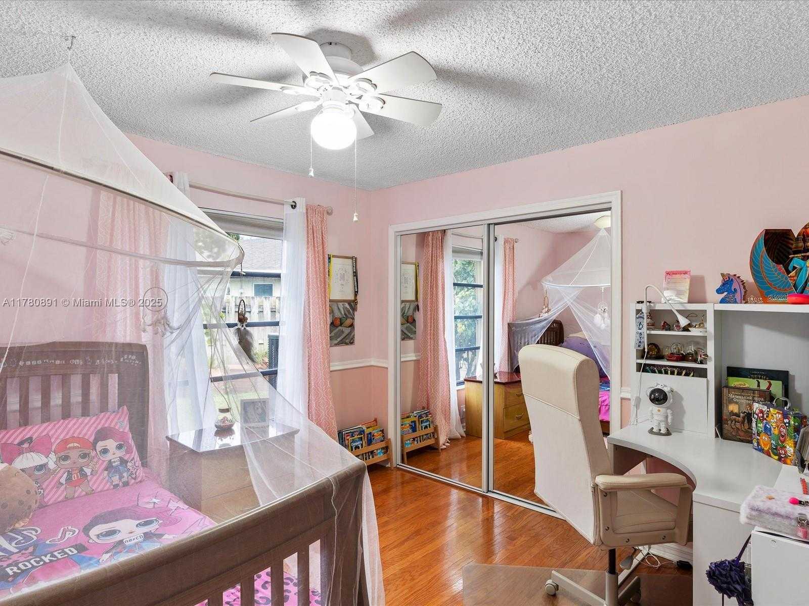 Small Image of 16621 ROYAL POINCIANA CT, Weston Number 39