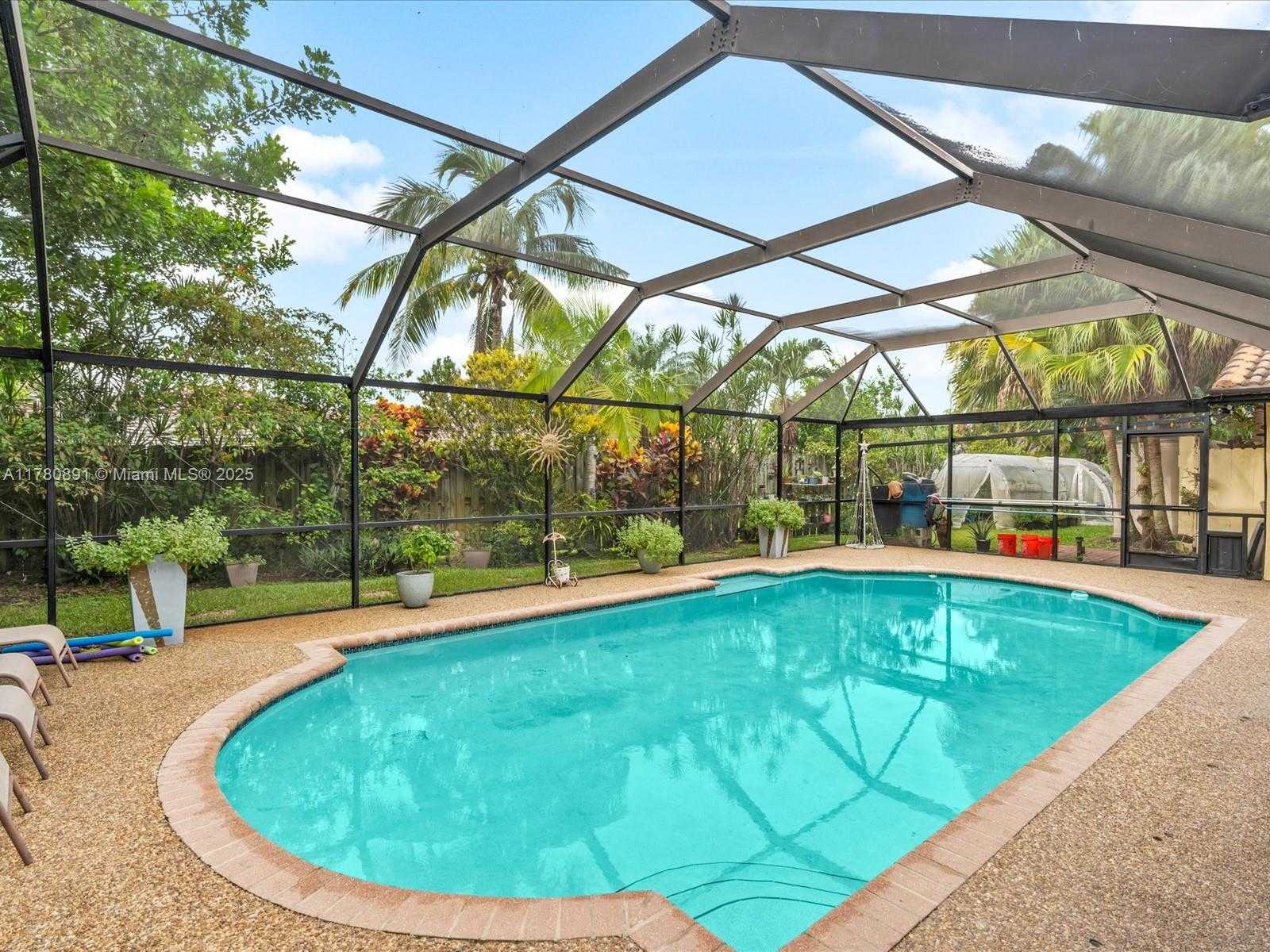 Small Image of 16621 ROYAL POINCIANA CT, Weston Number 42