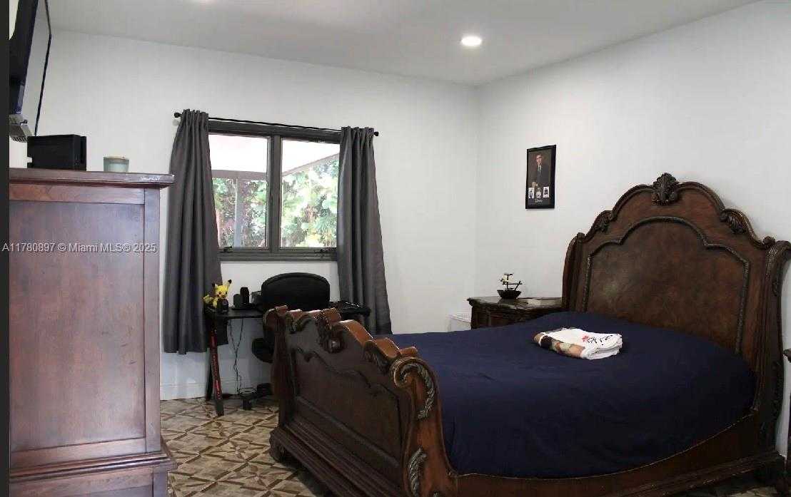 Small Image of 31050 SOUTH WEST 193RD AVE, Homestead Number 17