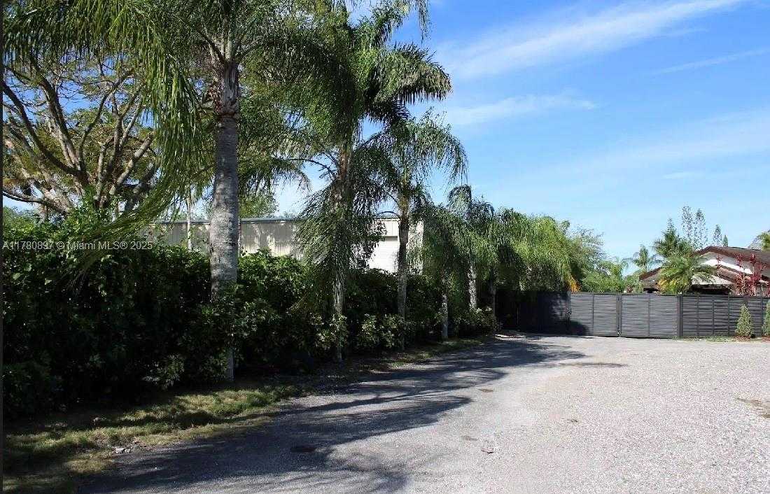 Small Image of 31050 SOUTH WEST 193RD AVE, Homestead Number 48