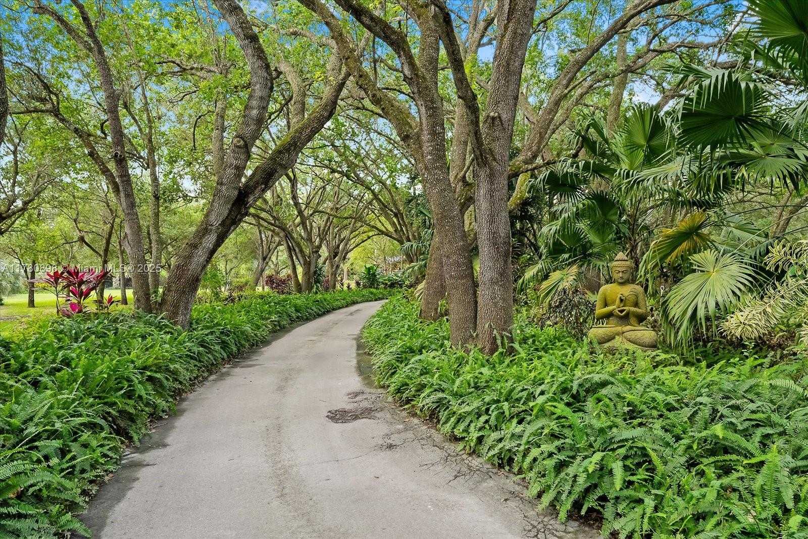 Small Image of 15000 SOUTH WEST 200TH ST, Miami Number 11