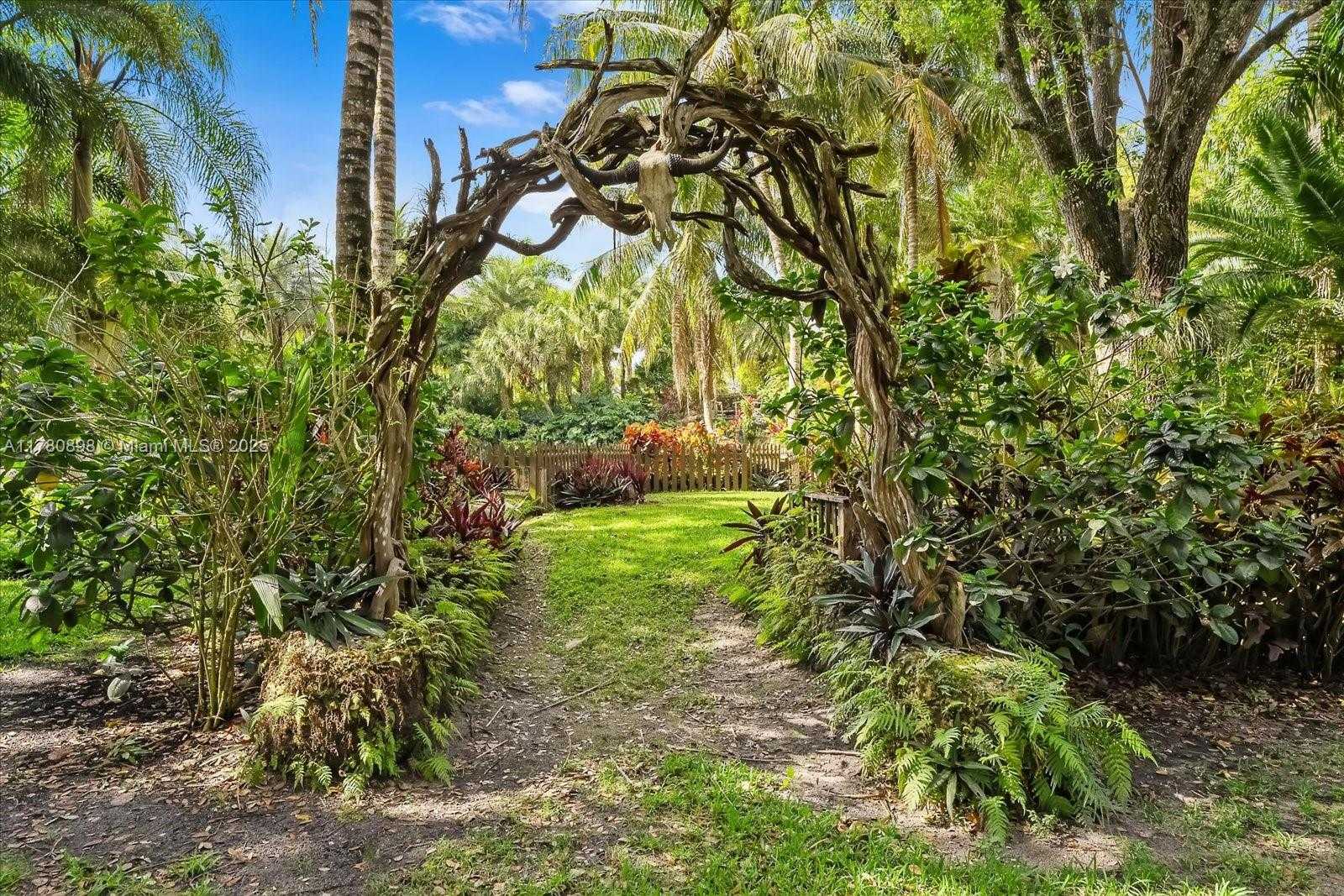 Small Image of 15000 SOUTH WEST 200TH ST, Miami Number 15