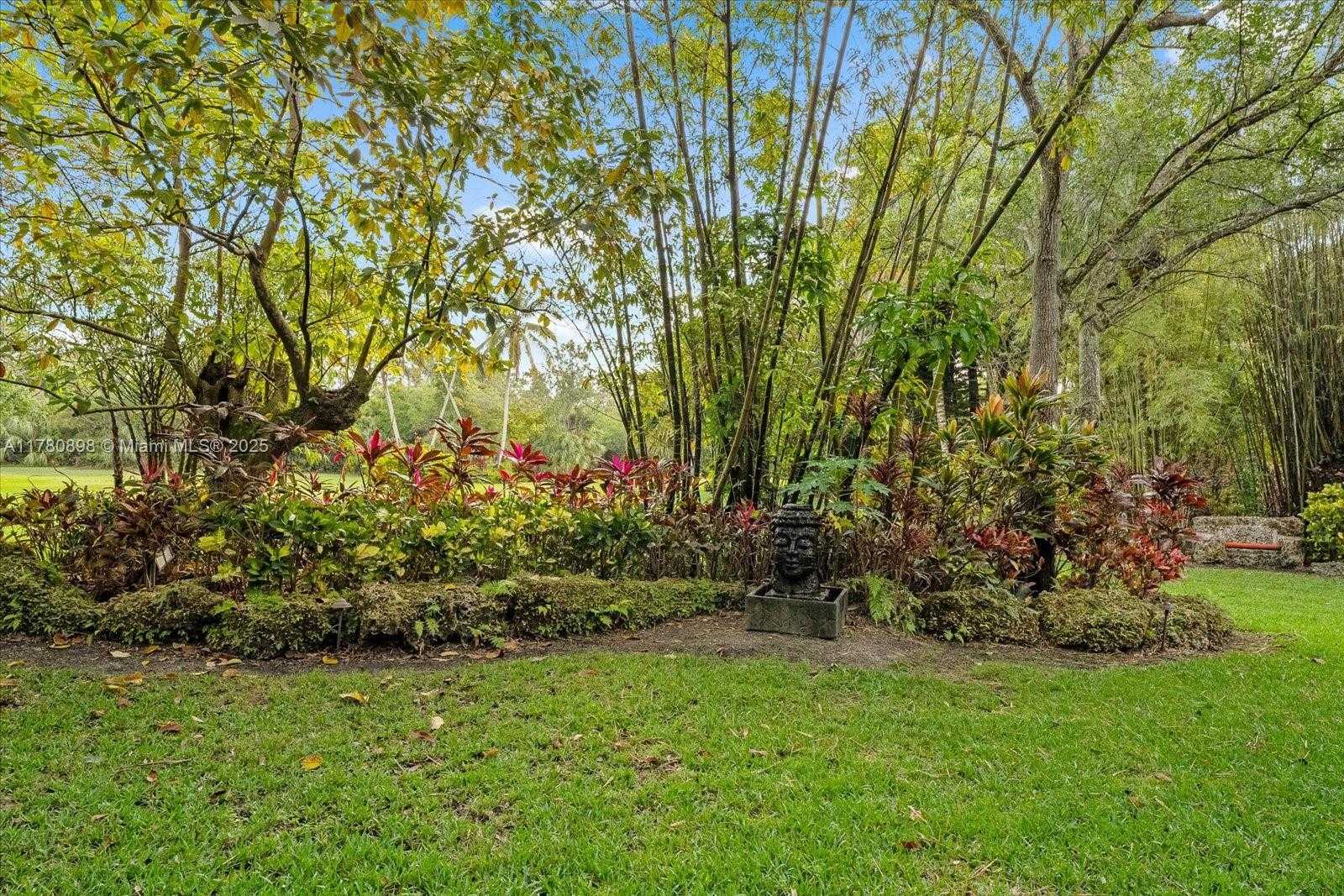 Small Image of 15000 SOUTH WEST 200TH ST, Miami Number 27