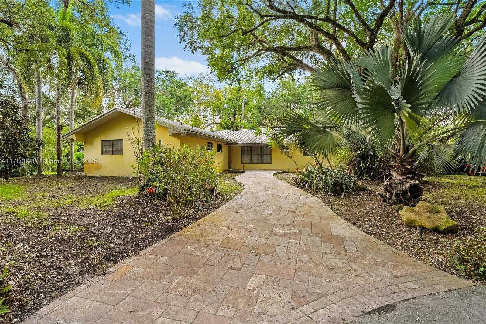 Small Image of 15000 SOUTH WEST 200TH ST, Miami Number 60