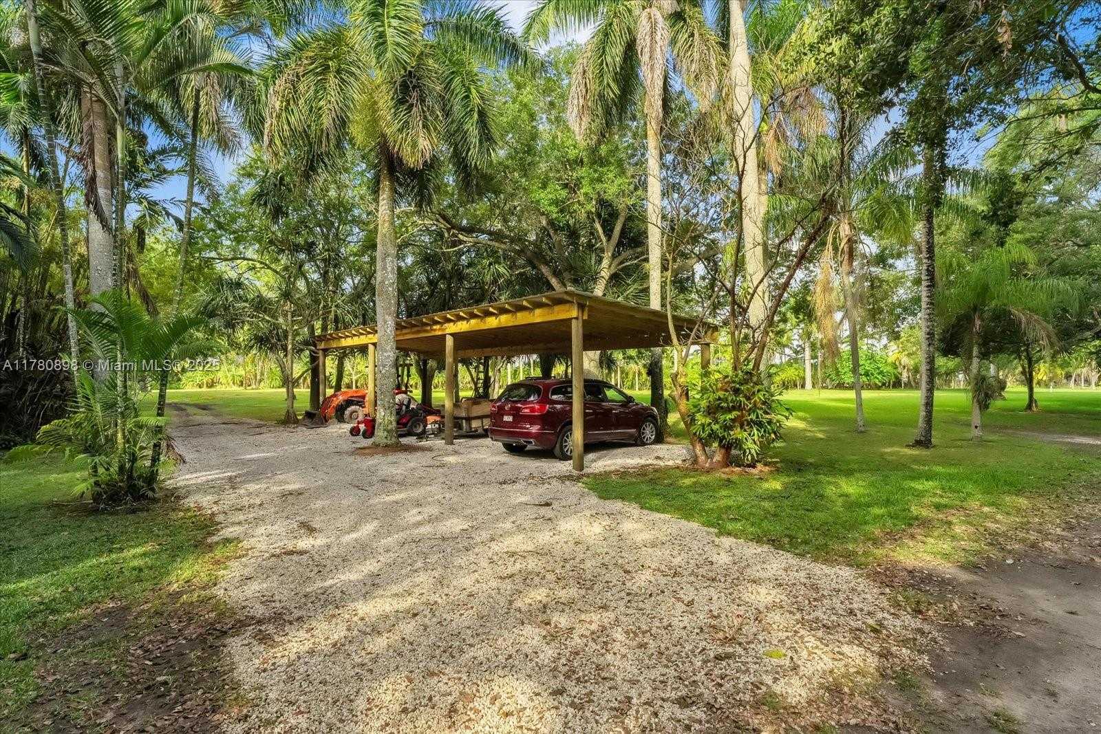 Small Image of 15000 SOUTH WEST 200TH ST, Miami Number 65