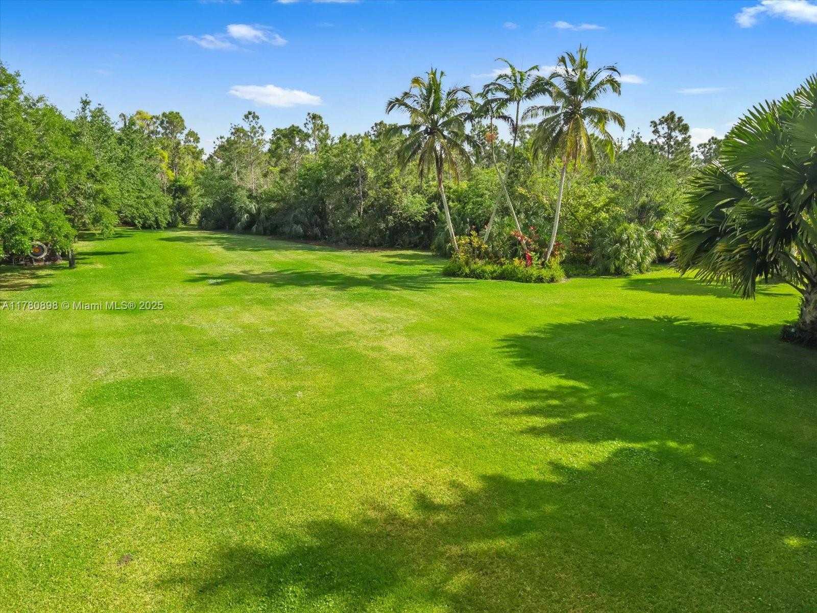 Small Image of 15000 SOUTH WEST 200TH ST, Miami Number 7