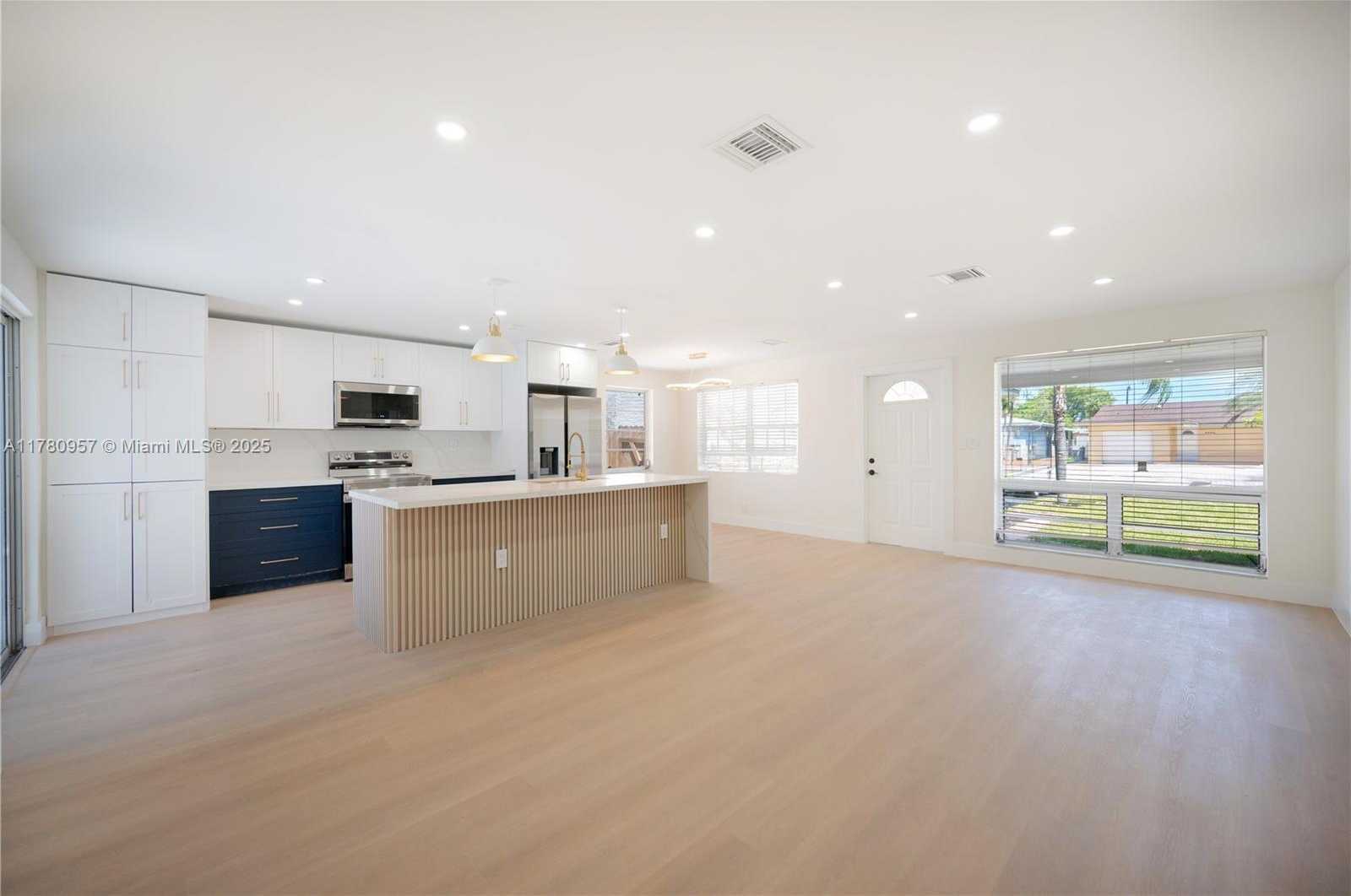 Small Image of 3751 NORTH EAST 17TH AVE, Pompano Beach Number 12