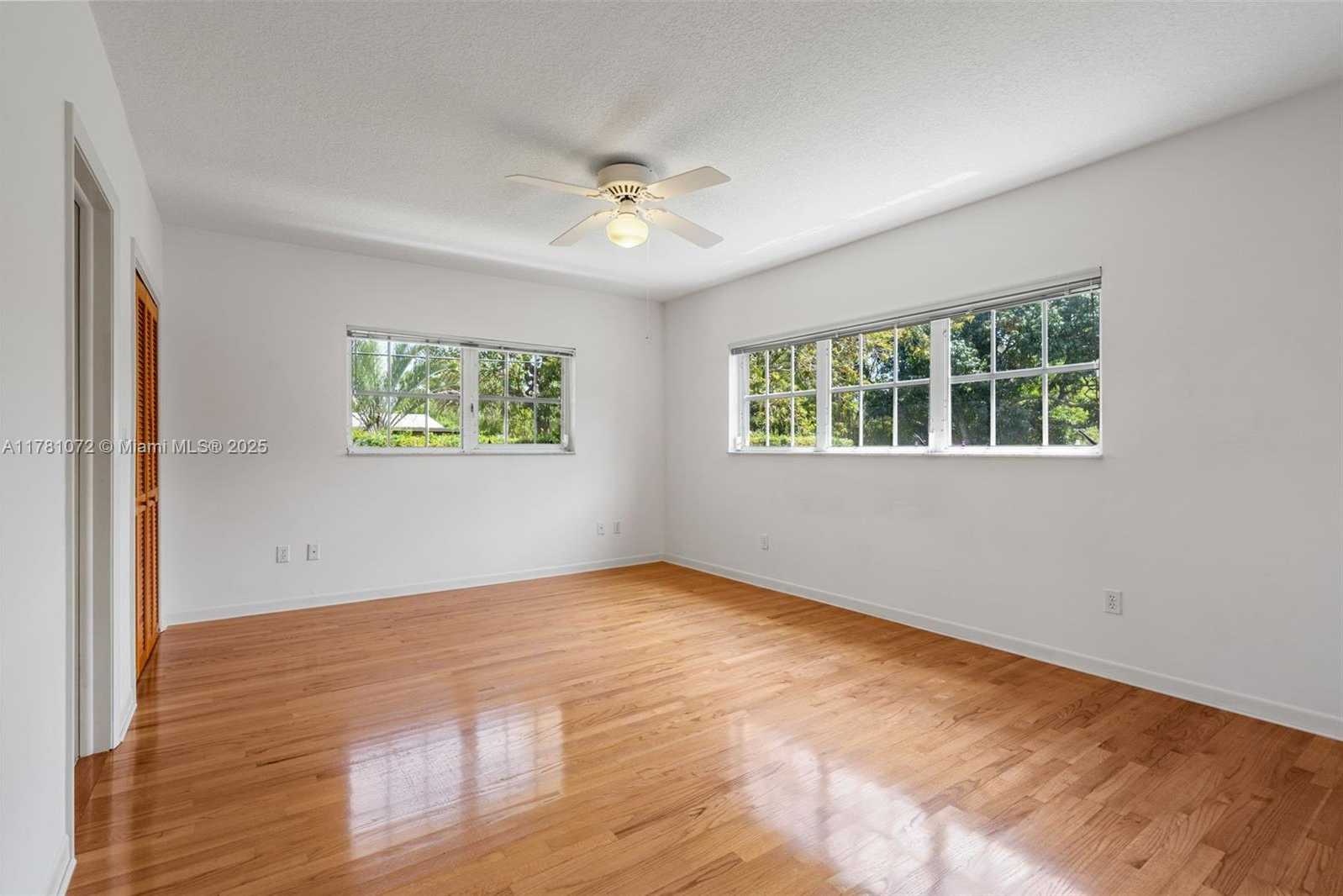 Small Image of 16901 SOUTH WEST 89TH AVE, Palmetto Bay Number 25
