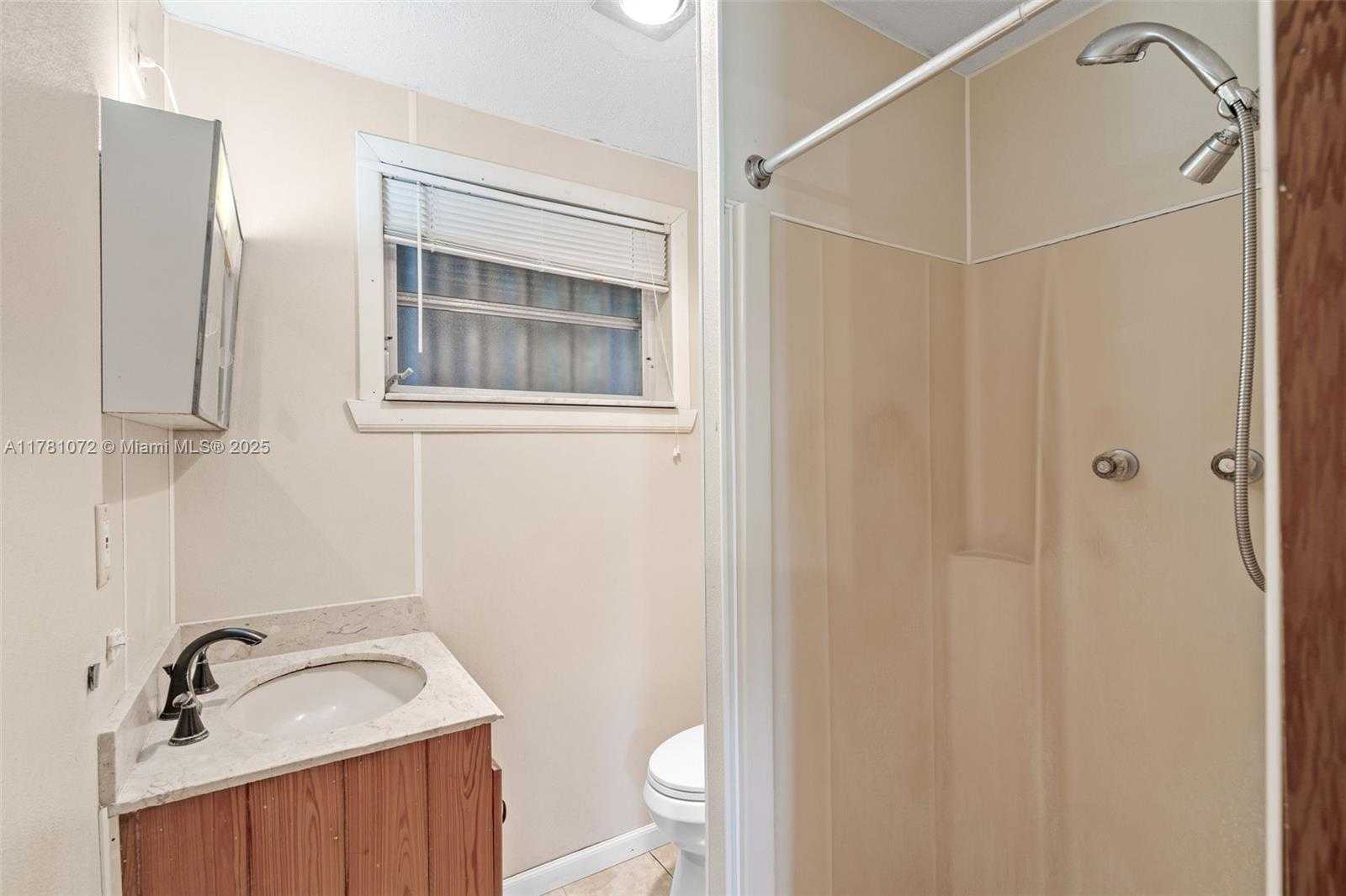 Small Image of 16901 SOUTH WEST 89TH AVE, Palmetto Bay Number 44