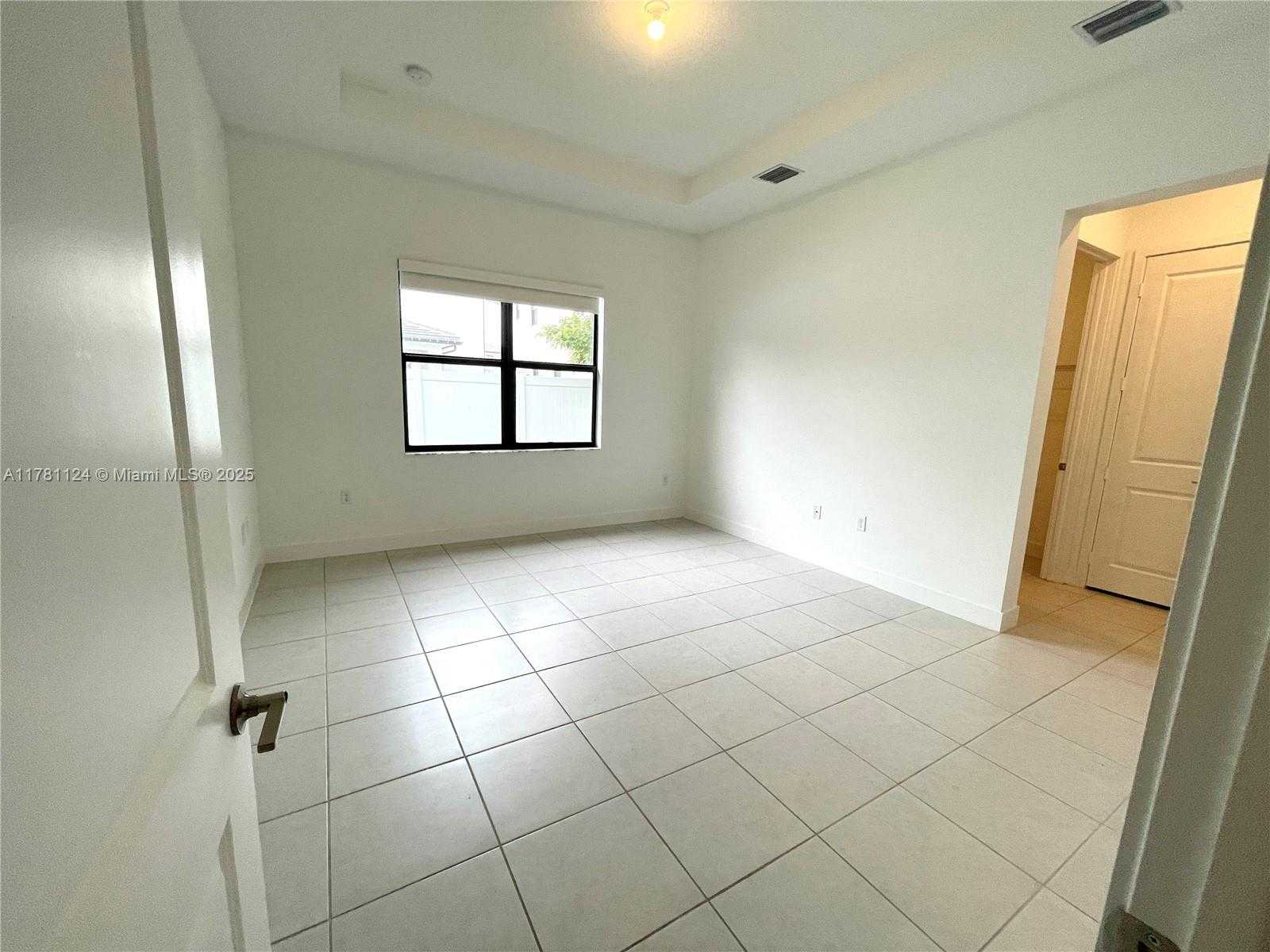 Small Image of 4506 SOUTH WEST 174TH AVE, Miramar Number 10